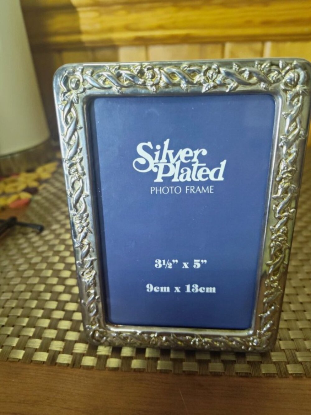 Silver Plated Ornate Floral Metal Photo Frame 3.5x5 Portrait Freestanding